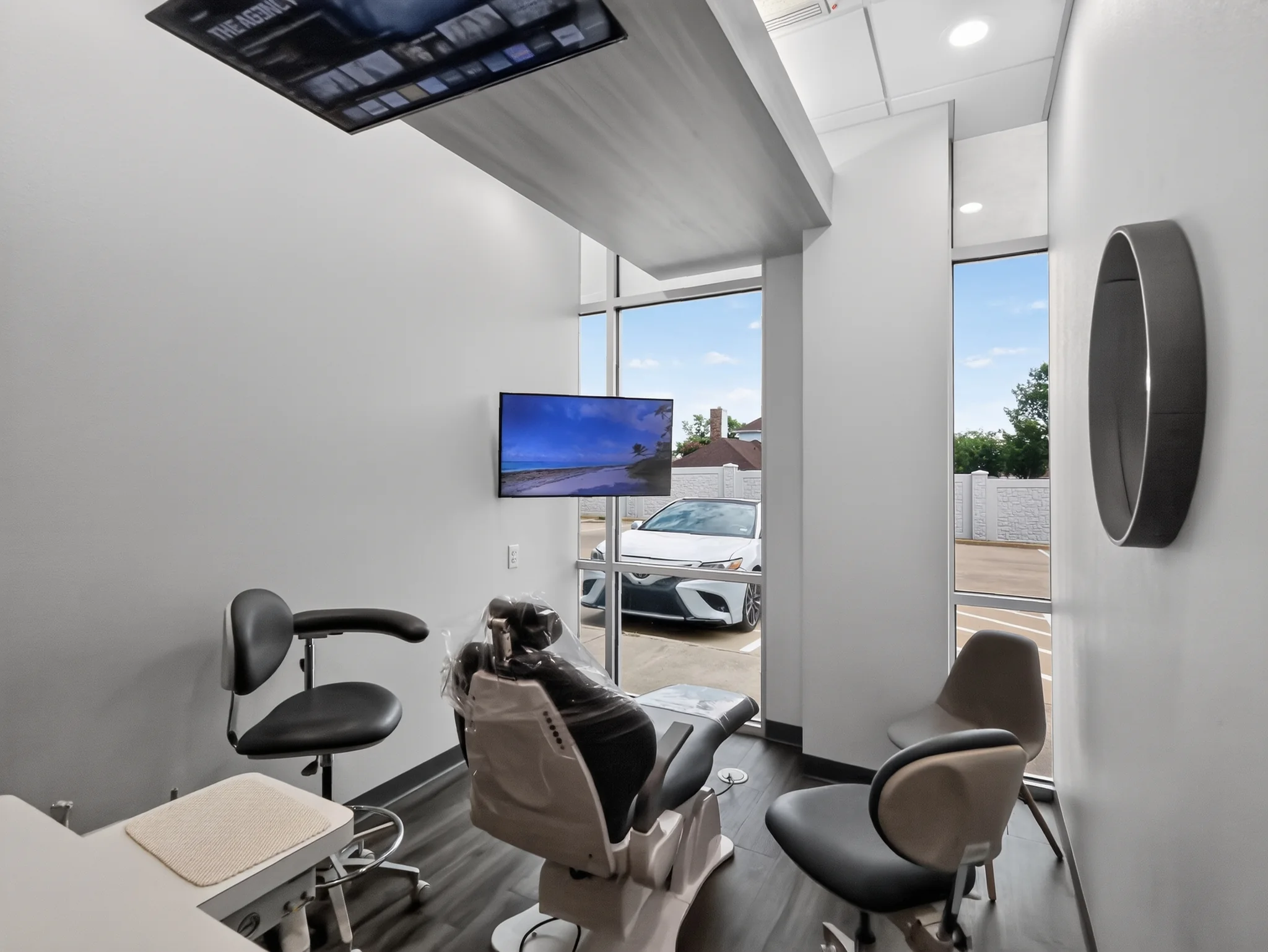 Treatment room at Fresh 32 Family Dentistry